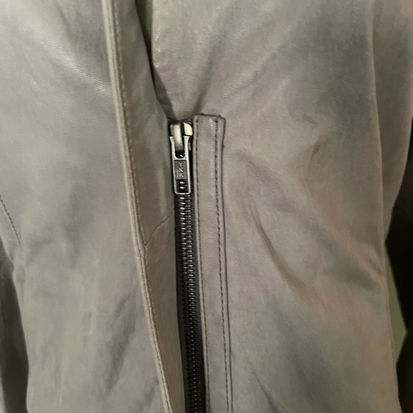 [Theory] Light Gray Leather “Lavella” Jacket Sz: 8 - Picture 8 of 10
